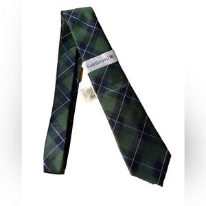 BNWT Saddlebred green plaid tie